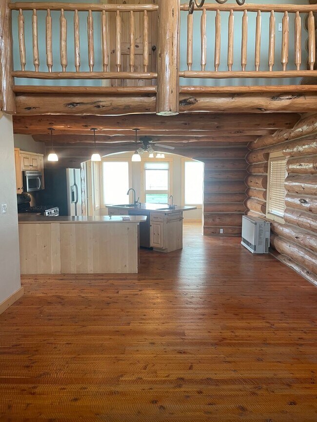 Building Photo - Charming Log Home For Rent with Large Shop & Spacious Yard