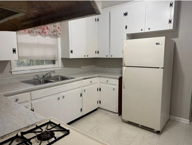 Building Photo - 3 Bed 2 Bath Home in Opelika