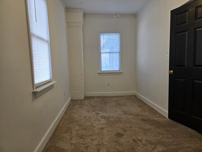 Building Photo - 1432 Heard Ave