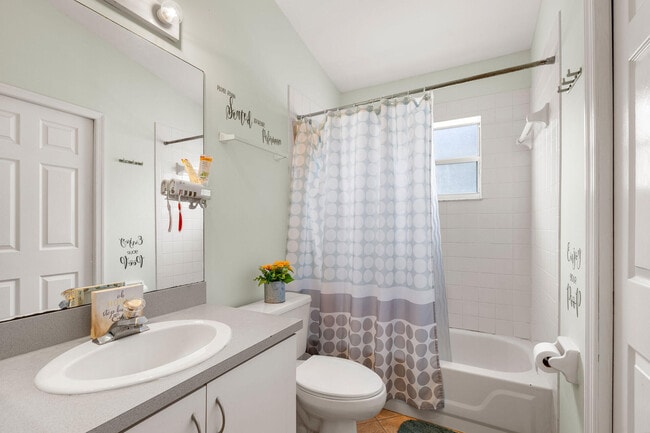 Building Photo - 5078 Willow Pond Rd W