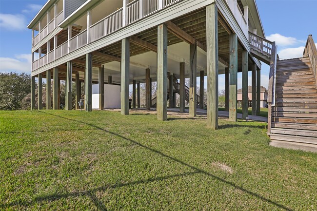 Building Photo - 205 Rue Orleans St