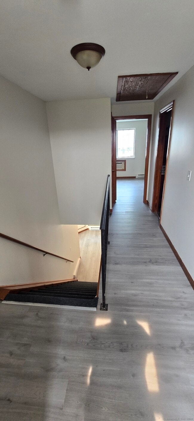 Building Photo - 106 Wakelee Rd