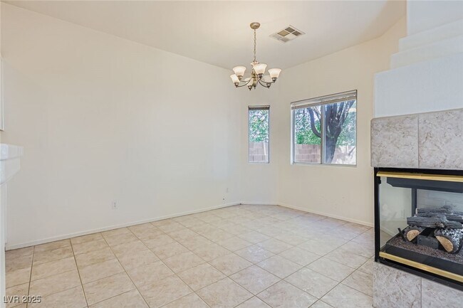 Building Photo - 2406 Miki Ct