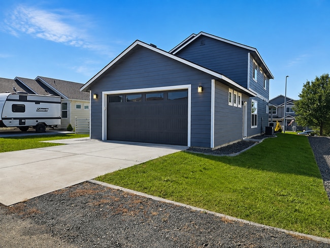 Building Photo - 4504 Corvina St