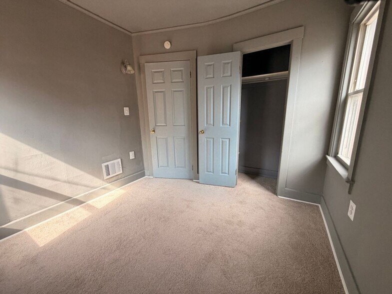 Building Photo - 4555 3rd St