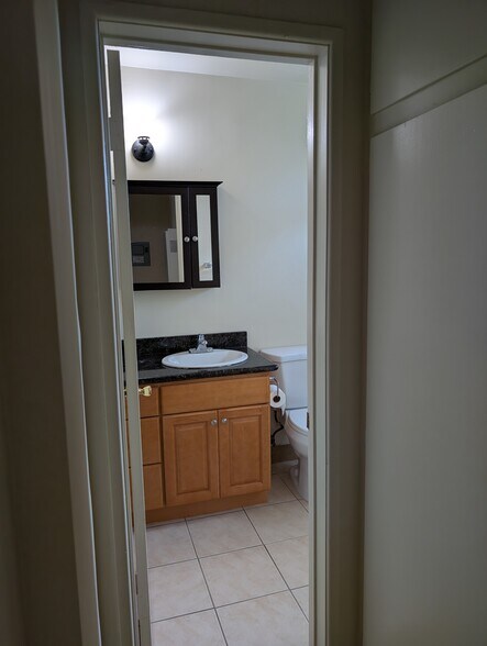 Building Photo - 11927 Iowa Ave