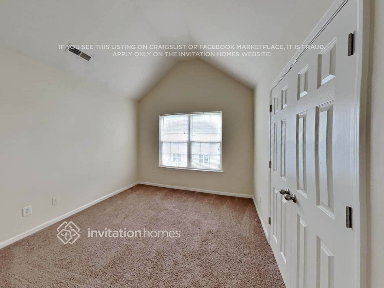 Building Photo - 121 Saye Pl