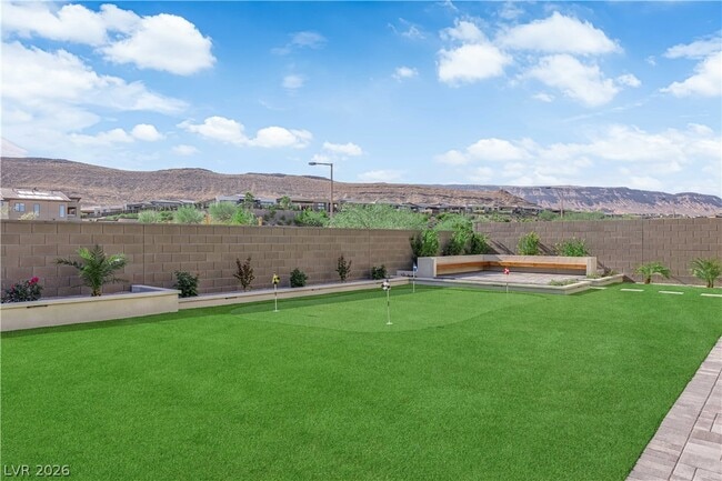 Building Photo - 10663 Stone Ledge Ave