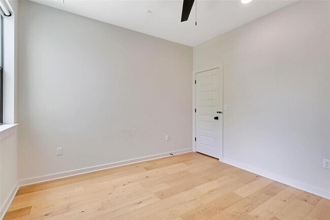 Building Photo - 6409 Berkman Dr