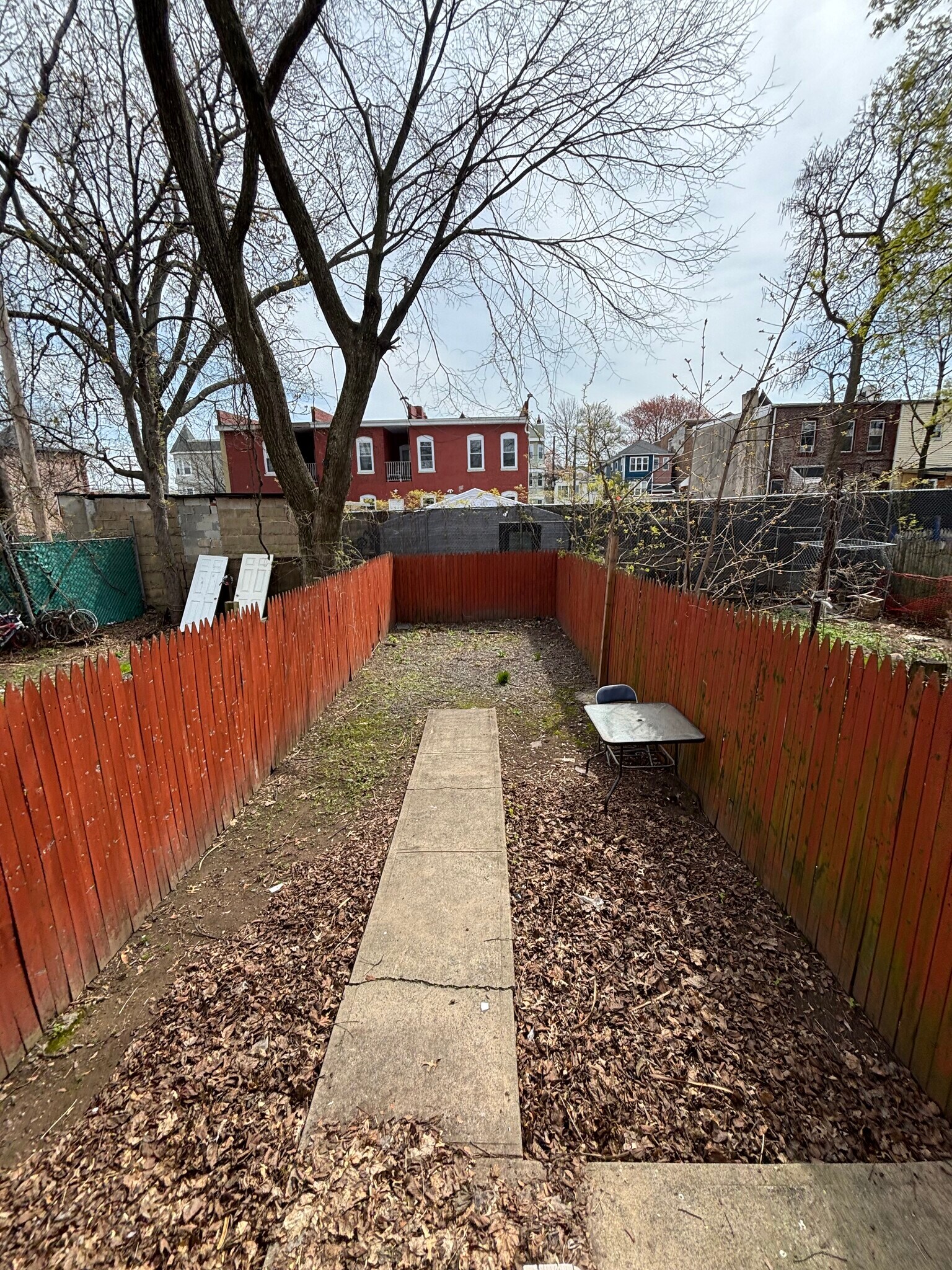 Building Photo - 214 S 11th St