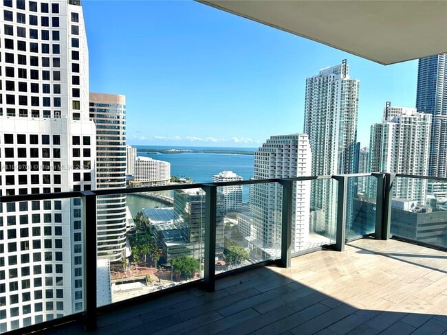 Building Photo - 68 SE 6th St