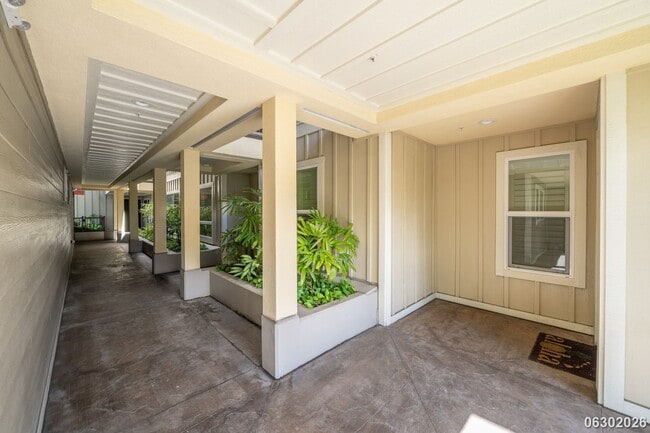 Building Photo - $3,300 / 1BR • 1BA • 757 SF • First-Floor Ka Malanai Condo | Available Now! (Kailua)