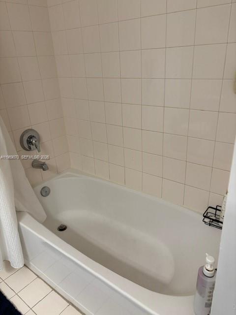 Building Photo - 2101 Brickell Ave