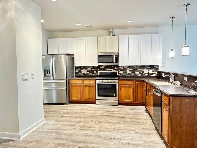 Building Photo - 614 Beech Hanger Dr
