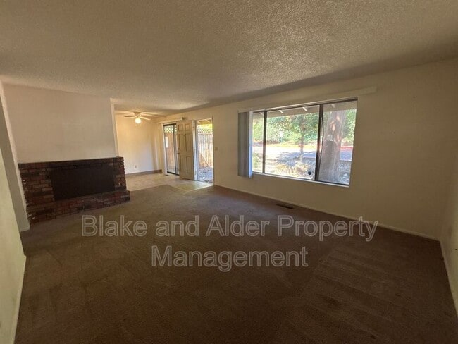 Building Photo - 17794 Webster Rd