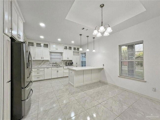 Building Photo - 7723 Villa Rama S St