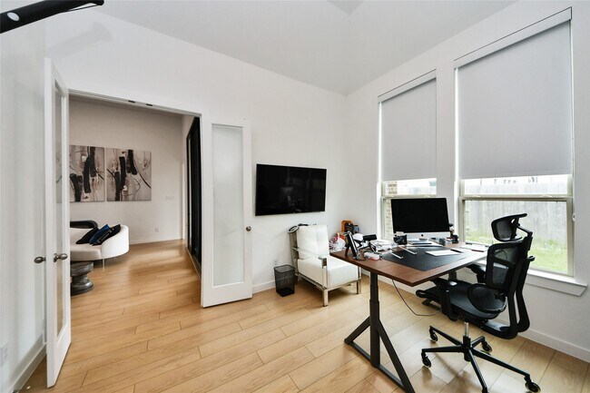 Building Photo - 23619 Bottlebrush Terrace Trl