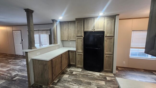 Building Photo - 111 Sir Williams Ct