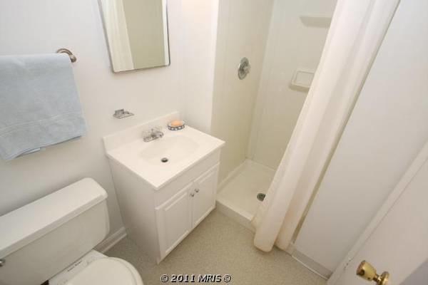 Building Photo - 5112 Norbeck Rd