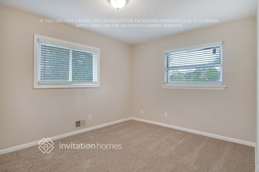 Building Photo - 2164 Galway Ln