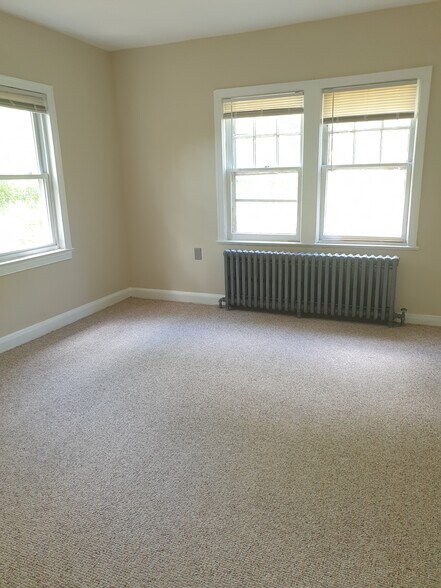 Bedroom 4 - 4709 Rittenhouse St