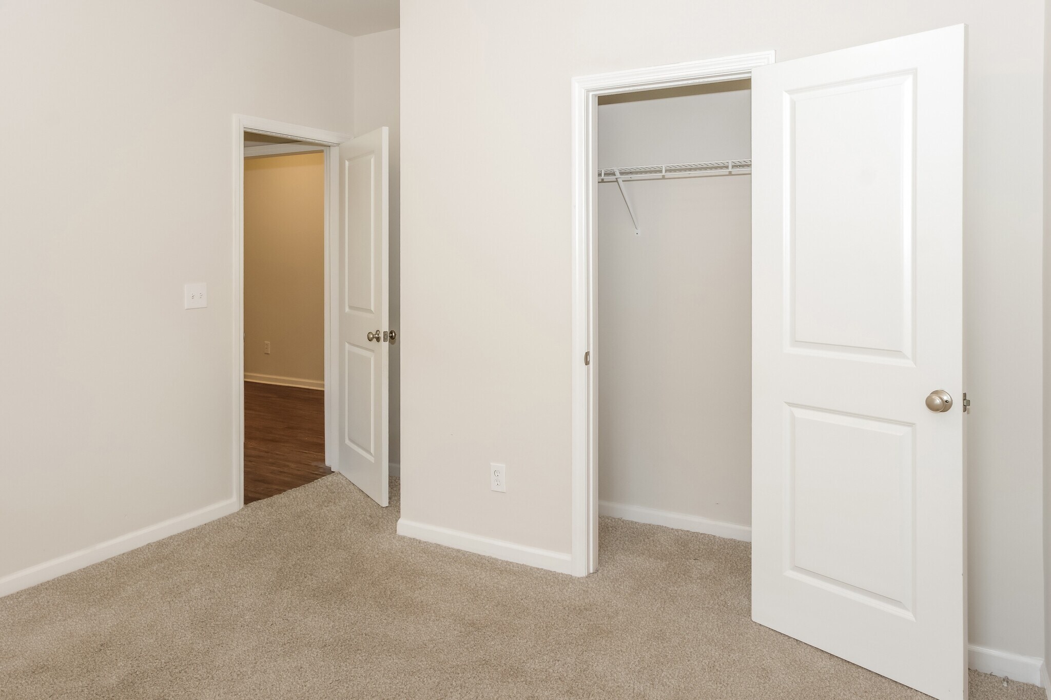 Building Photo - 12877 Tallulah Dr