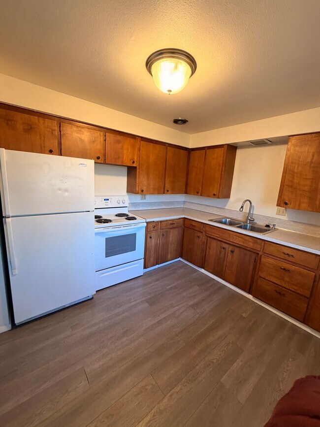 Building Photo - Potter Drive