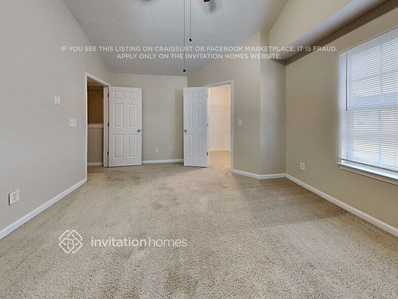 Building Photo - 324 Springbottom Ct SE