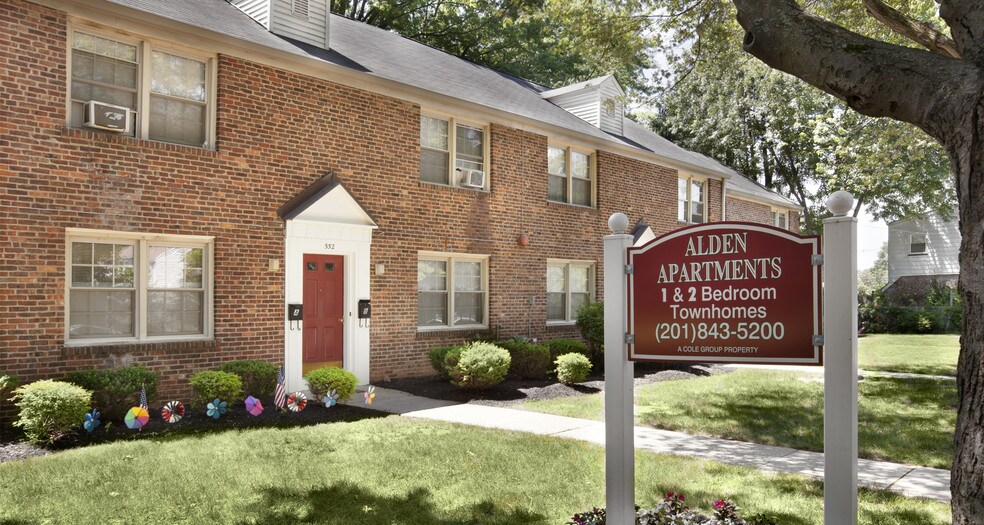 Primary Photo - Alden Apartments