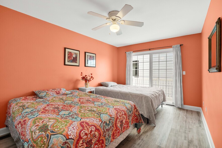 Bedroom 2 - 15 Sumner Ave