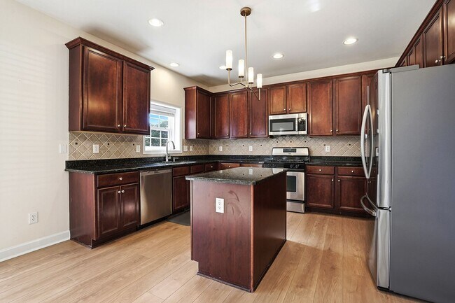 Building Photo - PRICED REDUCED!  COME SEE TODAY! Stunning home nestled at the end of a quiet cul-de-sac!