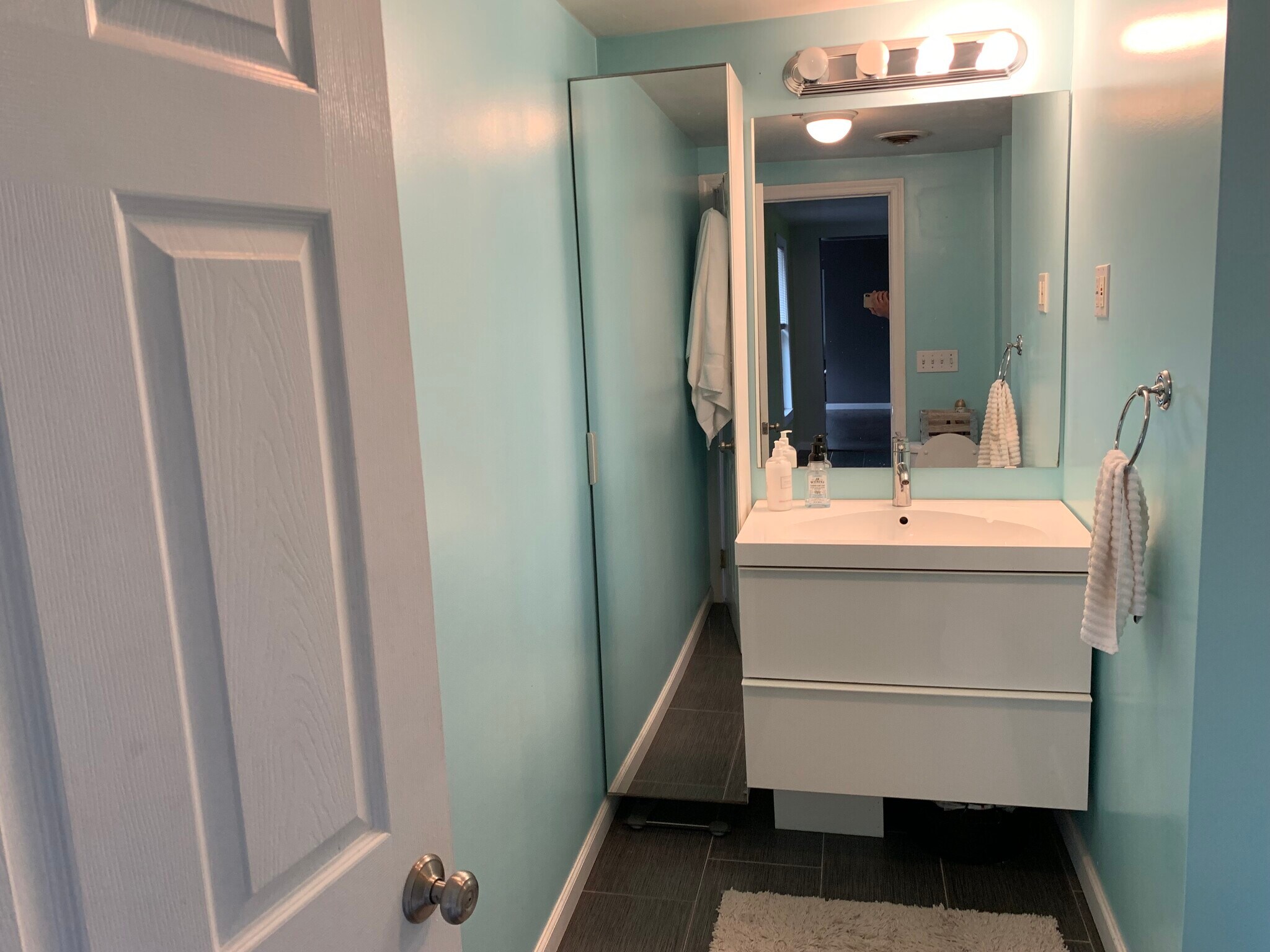 Building Photo - 42 Mechanic St