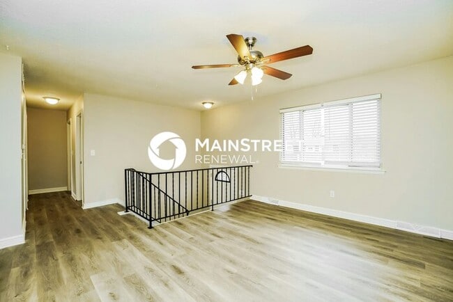 Primary Photo - 5 Bedroom Pet-Friendly Home in COLUMBUS, O...