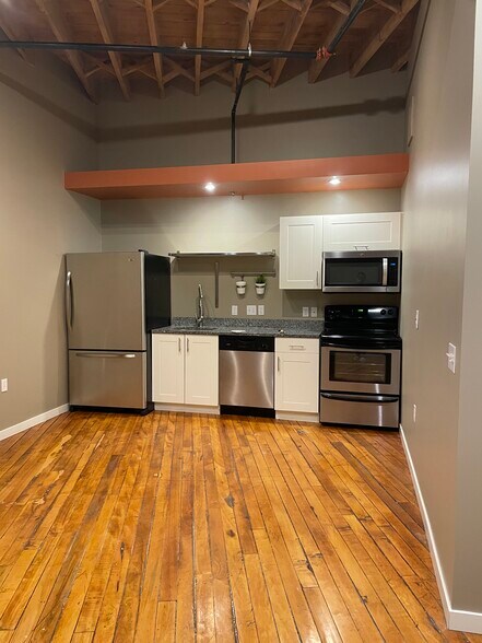 Unit 209 Kitchen - 146 S River Ave