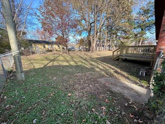 Building Photo - 115 Tisdale St