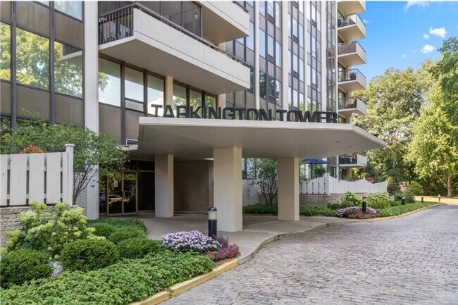 Building Photo - 4000 N Meridian St