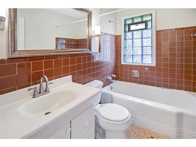 Building Photo - 3829 Ewing Ave S