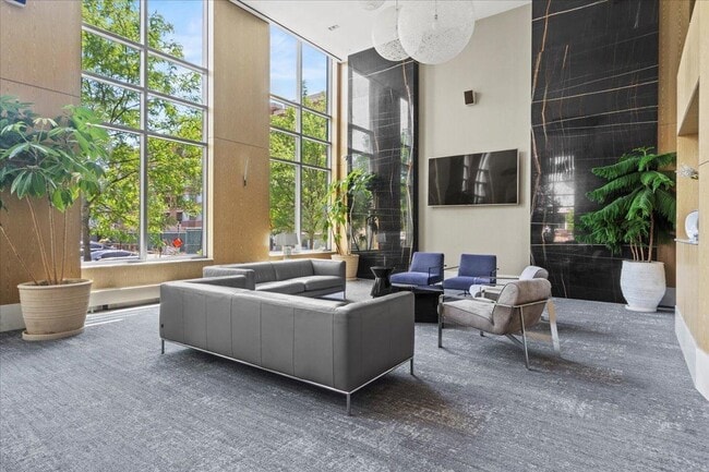 Building Photo - 9 Ave at Port Imperial