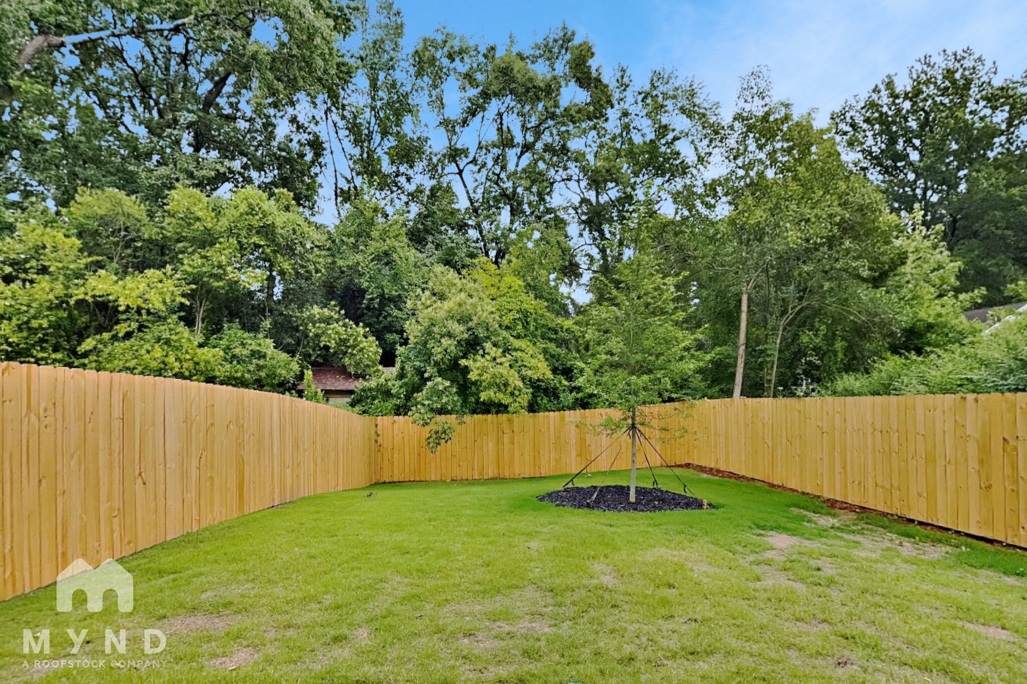 Building Photo - 1027 Trembeth Dr