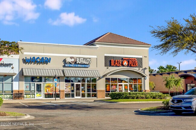 Building Photo - 695 Sid Dr