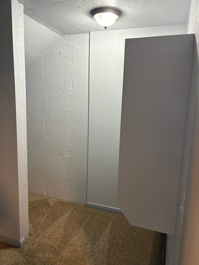 Building Photo - St. George Townhome with a Basement!