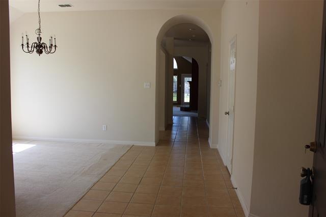 Building Photo - 6202 Crestmere Ln