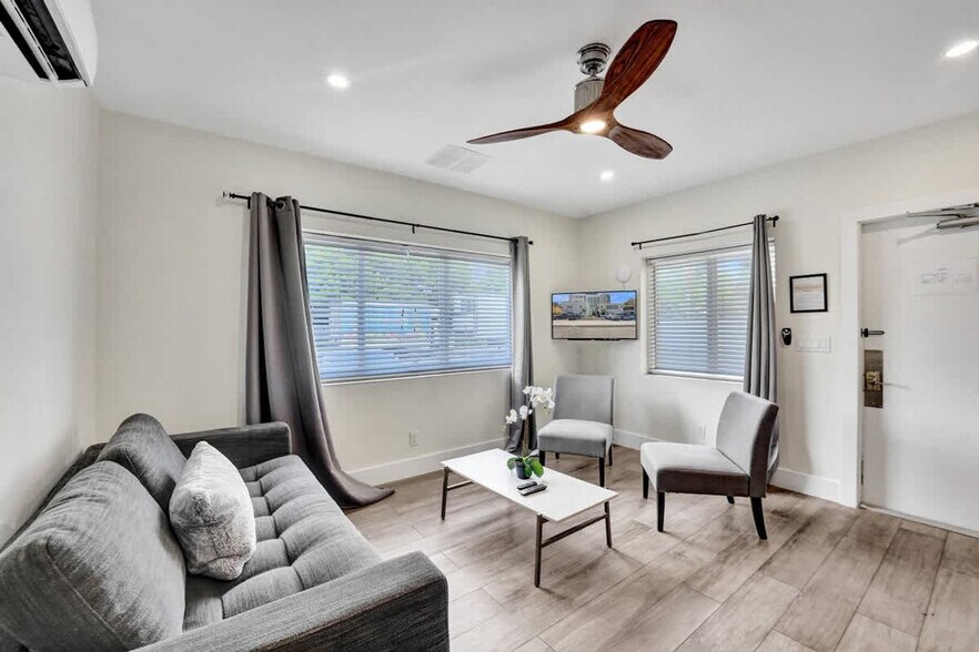 Building Photo - 3020 Seville St