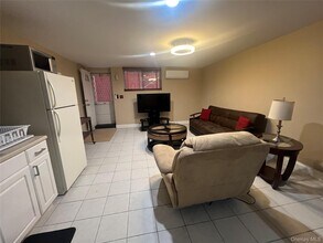 Building Photo - 125-09 84th Rd