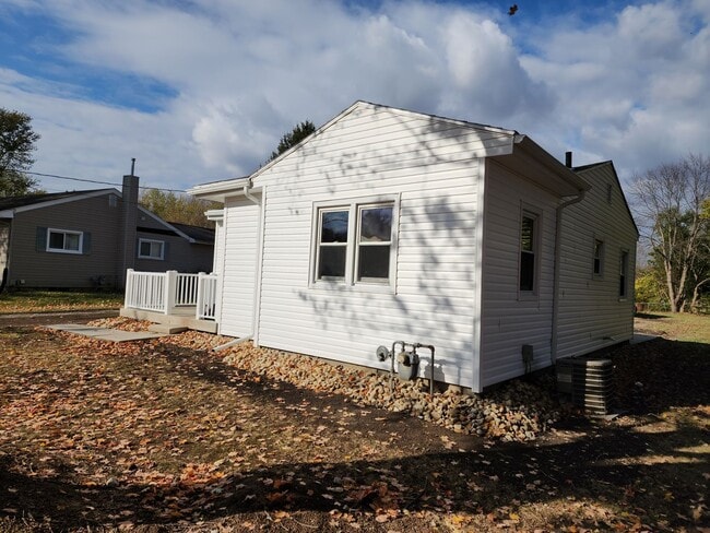 Building Photo - 3922 Allentown Rd