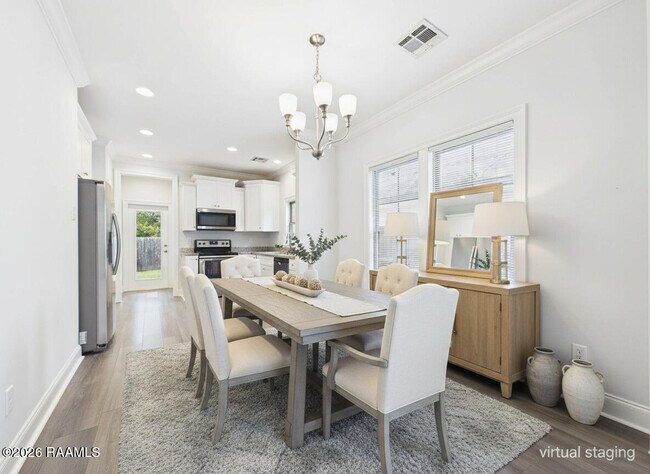 Building Photo - 212 Twin Meadow Ln