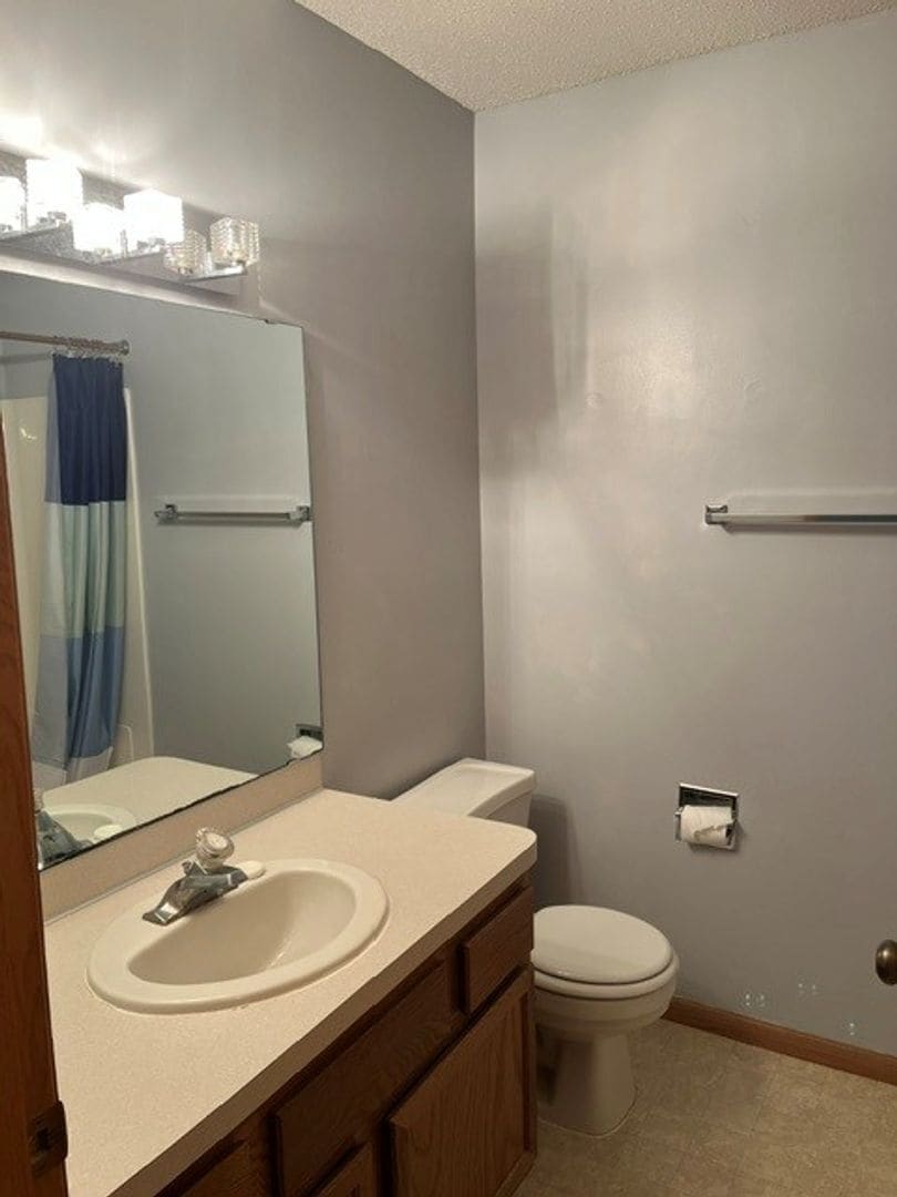 Building Photo - 971 Santa Vera Dr