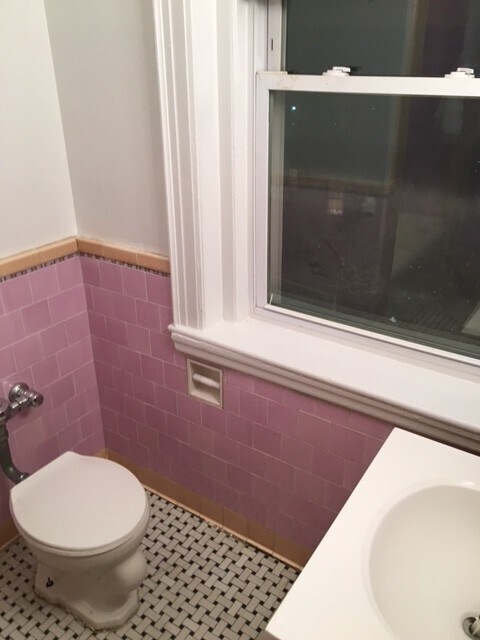 Building Photo - 2045 Commonwealth Ave