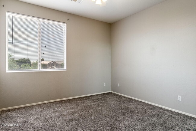 Building Photo - 6821 W El Cortez Pl