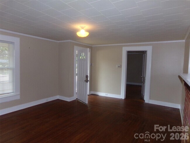 Building Photo - 729 Spruce St